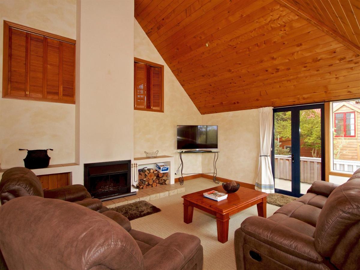 Ducks Crossing - Ohakune Holiday Home Екстер'єр фото